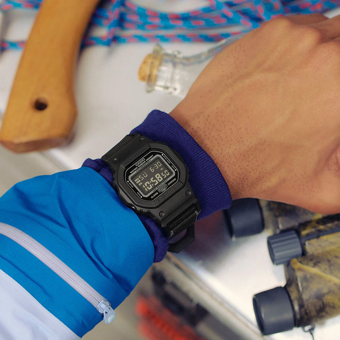 Reloj G-shock correa de tela DW-5600MNC-1
